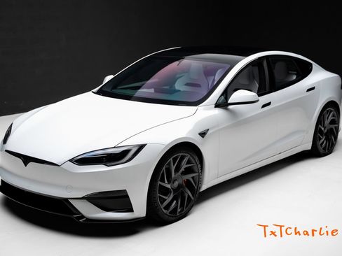 Used 2026 Tesla Model S Plaid AWD/4WD image 1