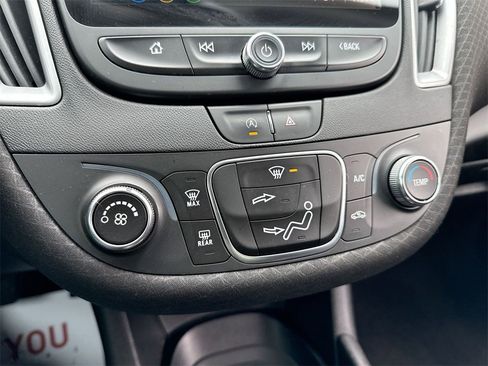 Used 2021 Chevrolet Malibu LS image 19