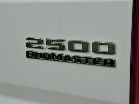 Used 2025 RAM ProMaster 2500 w/ Convenience Group FWD image 7