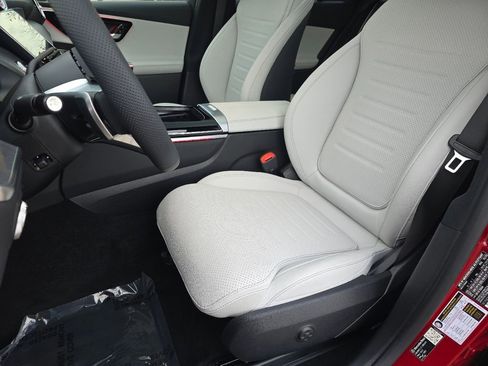 New 2026 Mercedes-Benz GLC 300 4MATIC image 24