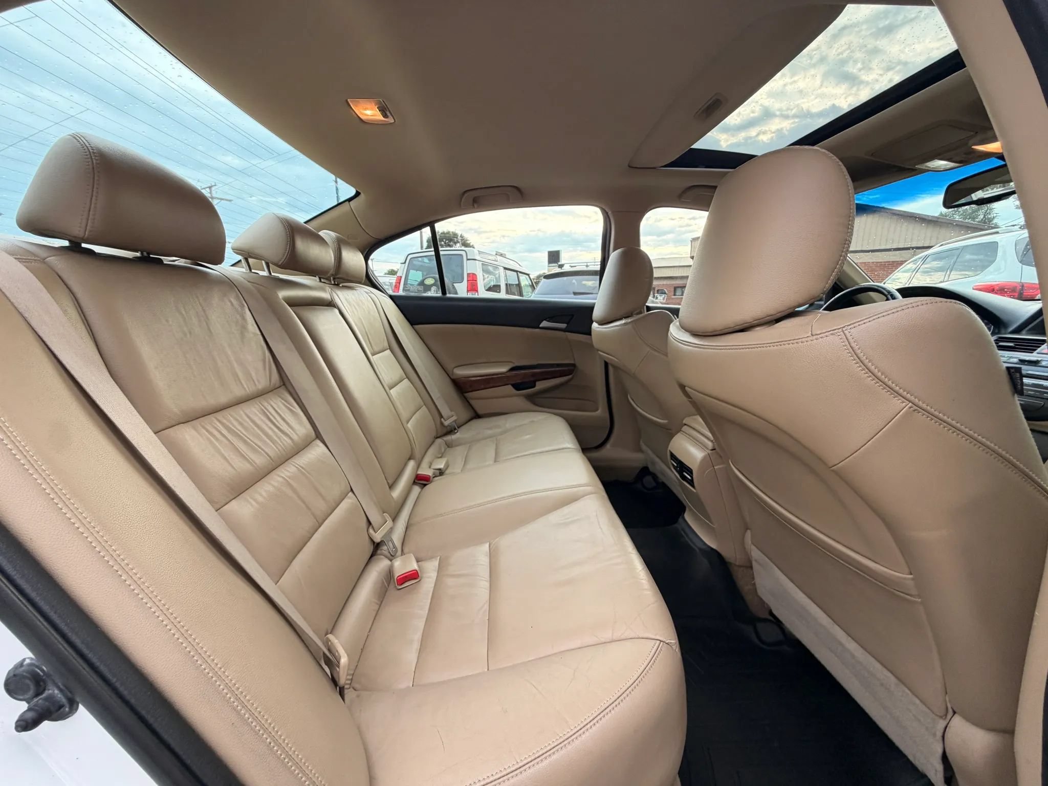 Used 2012 Honda Accord EX-L image 24