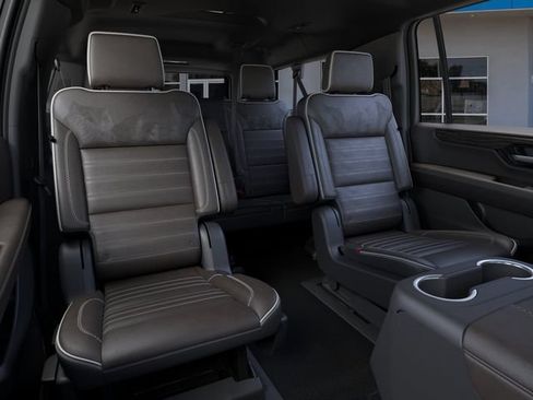New 2026 GMC Yukon XL Denali Ultimate AWD/4WD image 17