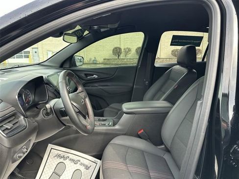 Used 2023 Chevrolet Equinox RS FWD image 19