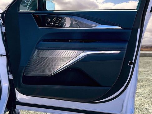 Certified 2026 Cadillac Escalade IQL Luxury AWD/4WD image 29