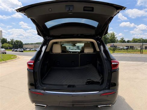 Used 2019 Buick Enclave Essence FWD image 14