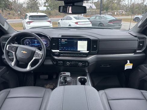 New 2025 Chevrolet Silverado 1500 LT image 13