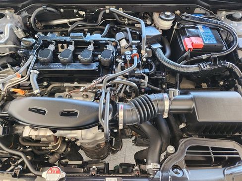 Certified 2023 Honda Civic Sport Touring image 30