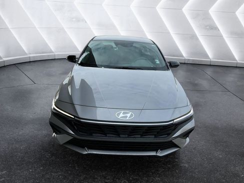 Used 2026 Hyundai Elantra Sport FWD image 1