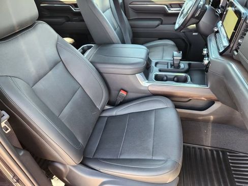 Used 2023 GMC Sierra 1500 SLT w/ SLT Premium Package AWD/4WD image 20
