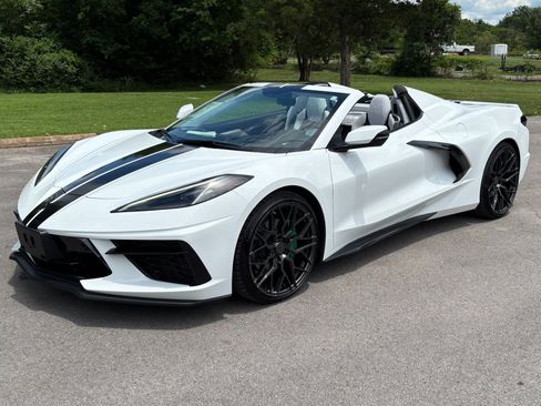Used 2023 Chevrolet Corvette Stingray Premium Conv w/ 3LT RWD image 2
