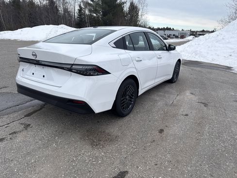 New 2026 Nissan Sentra SV image 7
