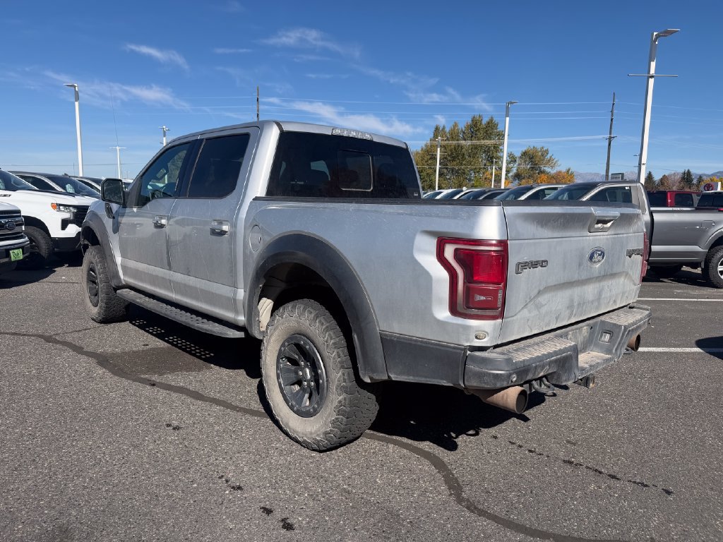 Used 2017 Ford F150 Raptor w/ Equipment Group 802A Luxury AWD/4WD image 2
