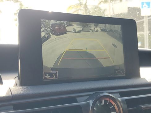 Used 2025 Lexus IS 300 w/ Comfort Package RWD image 31