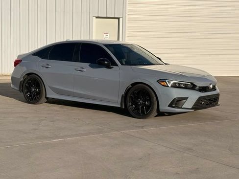 Used 2024 Honda Civic Sport image 1