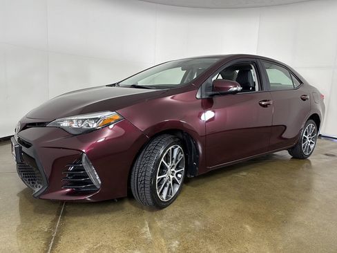 Used 2017 Toyota Corolla SE 50th Anniversary FWD image 1