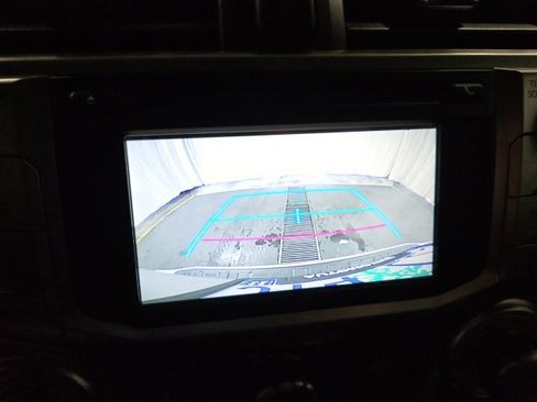 Used 2019 Toyota 4Runner SR5 image 19