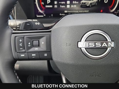 New 2026 Nissan Pathfinder SL FWD image 27