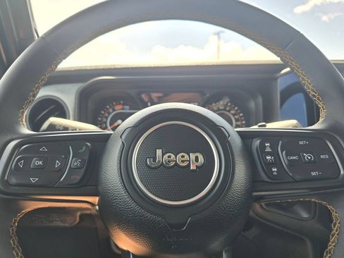 Used 2024 Jeep Wrangler Unlimited Sport AWD/4WD image 19