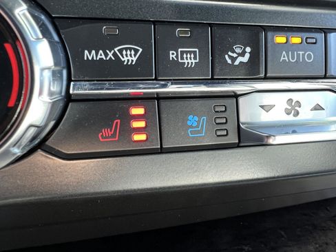 Used 2022 Ford F250 Lariat w/ Lariat Ultimate Package image 41