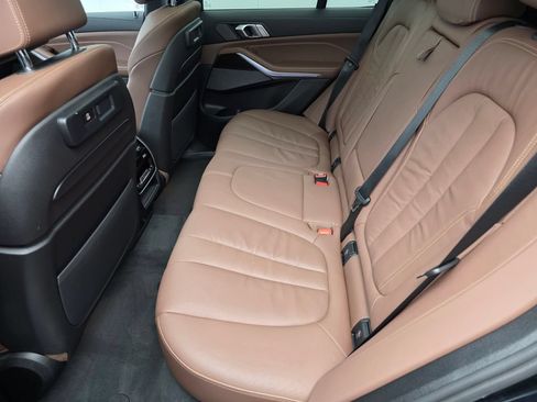Used 2020 BMW X5 M50i w/ Premium Package AWD/4WD image 14