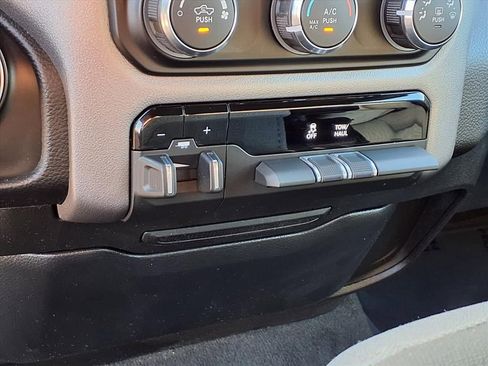 Used 2023 RAM 1500 Big Horn image 11