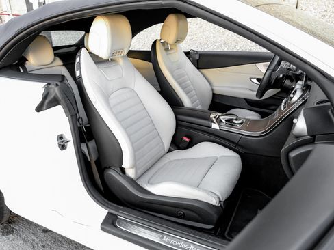 Used 2021 Mercedes-Benz C 300 Cabriolet image 37