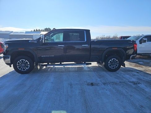 Used 2023 GMC Sierra 2500 SLT w/ SLT Premium Package image 2