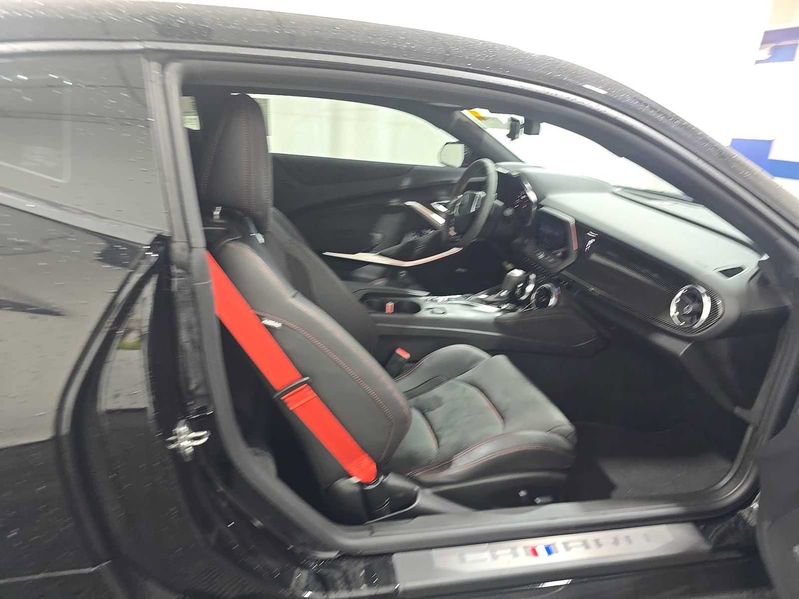 Used 2022 Chevrolet Camaro ZL1 RWD image 15