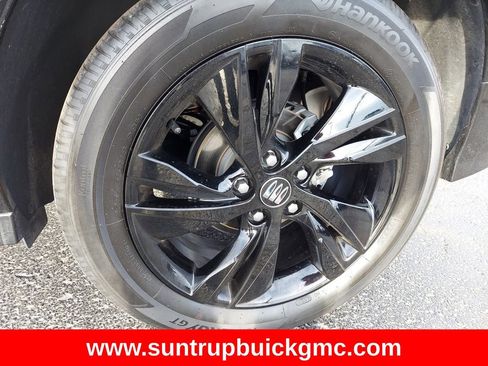 Used 2024 Buick Encore GX Sport Touring image 17