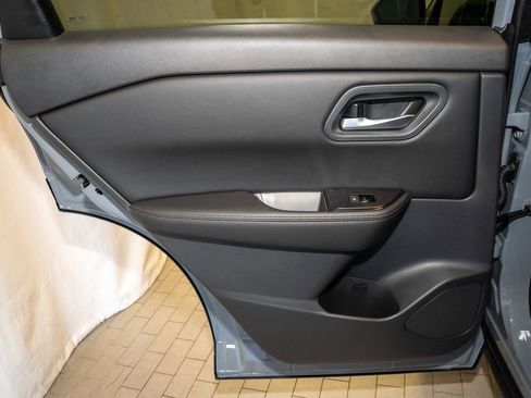 New 2026 Nissan Rogue SV image 18