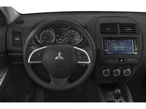 Used 2018 Mitsubishi Outlander Sport LE AWD/4WD image 35