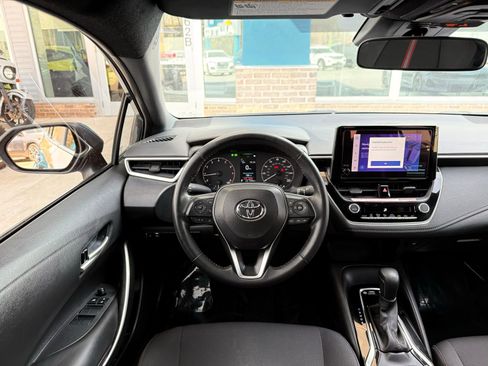 Used 2024 Toyota Corolla SE image 30