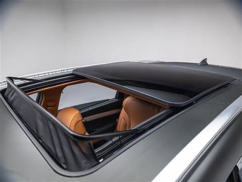 New 2026 Genesis GV80 2.5T Advanced image 17