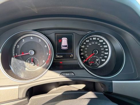 Used 2019 Volkswagen Atlas SE image 2