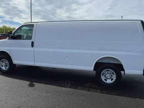 New 2026 Chevrolet Express 2500 Extended w/ Driver Convenience Package RWD image 6