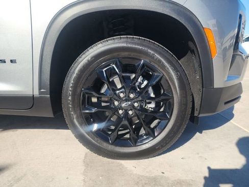 New 2026 Chevrolet Traverse LT w/ Midnight/Sport Edition image 16