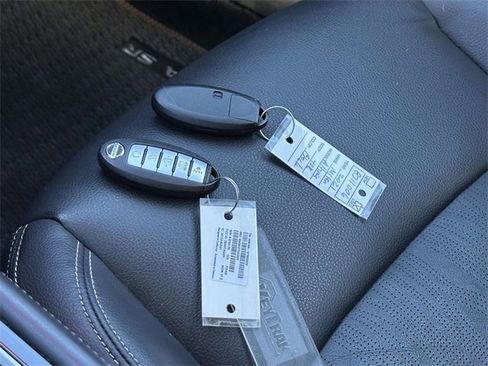 Used 2021 Nissan Altima 2.5 SL image 3