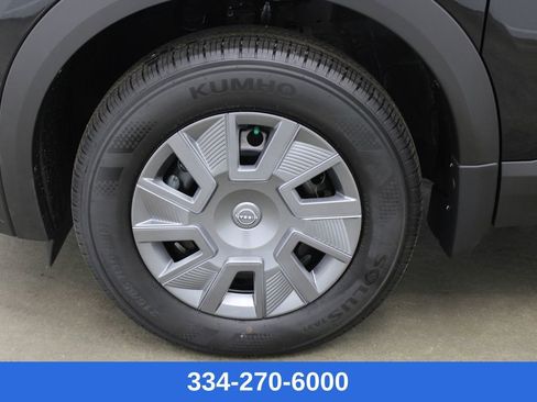 New 2026 Nissan Kicks S image 24