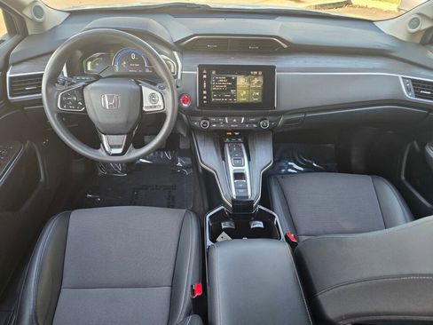 Certified 2018 Honda Clarity Plug-In Hybrid image 10