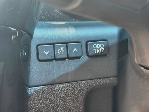 Used 2025 Lexus ES 350 w/ Premium Package FWD image 35