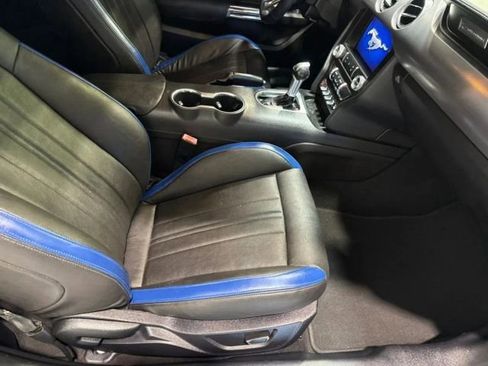 Used 2019 Ford Mustang Coupe w/ Equipment Group 101A image 25