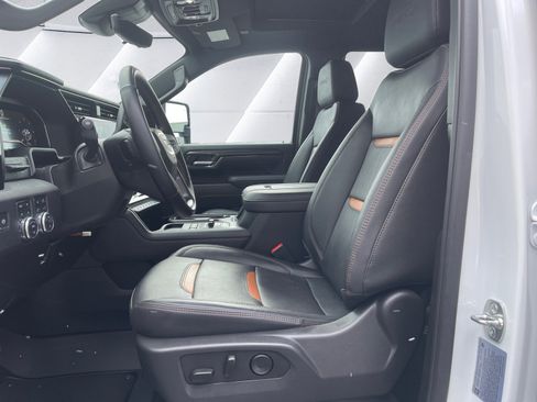 Certified 2025 GMC Sierra 3500 AT4 w/ AT4 Premium Plus Package image 10