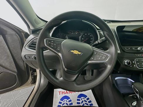 Used 2024 Chevrolet Malibu LT FWD image 17