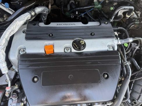 Used 2005 Honda Accord LX image 9
