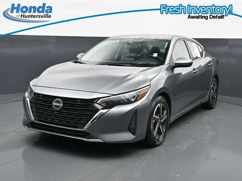 Used 2024 Nissan Sentra SV FWD image 4