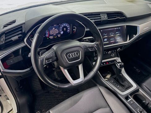 Used 2022 Audi Q3 2.0T Premium w/ Convenience Package image 23