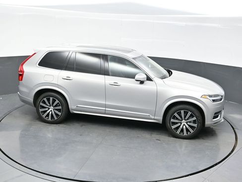 Used 2025 Volvo XC90 B5 Core AWD/4WD image 36