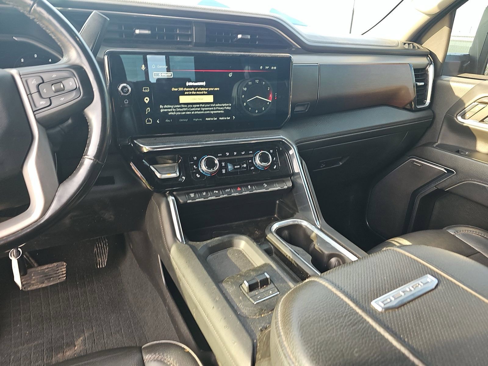 Used 2024 GMC Sierra 2500 Denali w/ Denali Reserve Package AWD/4WD image 6