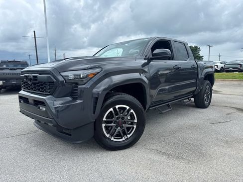 Used 2026 Toyota Tacoma TRD Sport RWD image 1