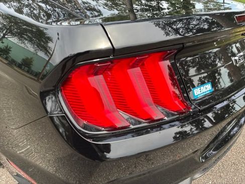 Used 2022 Ford Mustang GT Premium w/ Equipment Group 401A RWD image 13